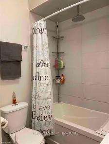 4 bdrm 1 bath bungalow for rent - Downtown London - Photo 6