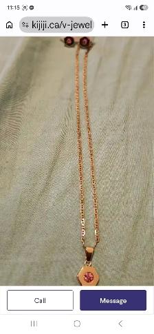 Guarantee Jewlery set! Made in England! Brand NEW!