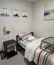 Female - (1) fully furnished room avail - Aug 1st - Photo 7