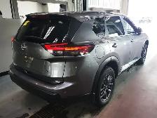 2025 Nissan Rogue S AWD - Backup Cam, Bluetooth, Blind Spot Moni - Photo 4
