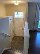 3 Bedroom, 2.5 Bath Townhouse in Terwillegar Towne - Photo 4