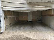 3 Bedroom, 2.5 Bath Townhouse in Terwillegar Towne - Photo 16