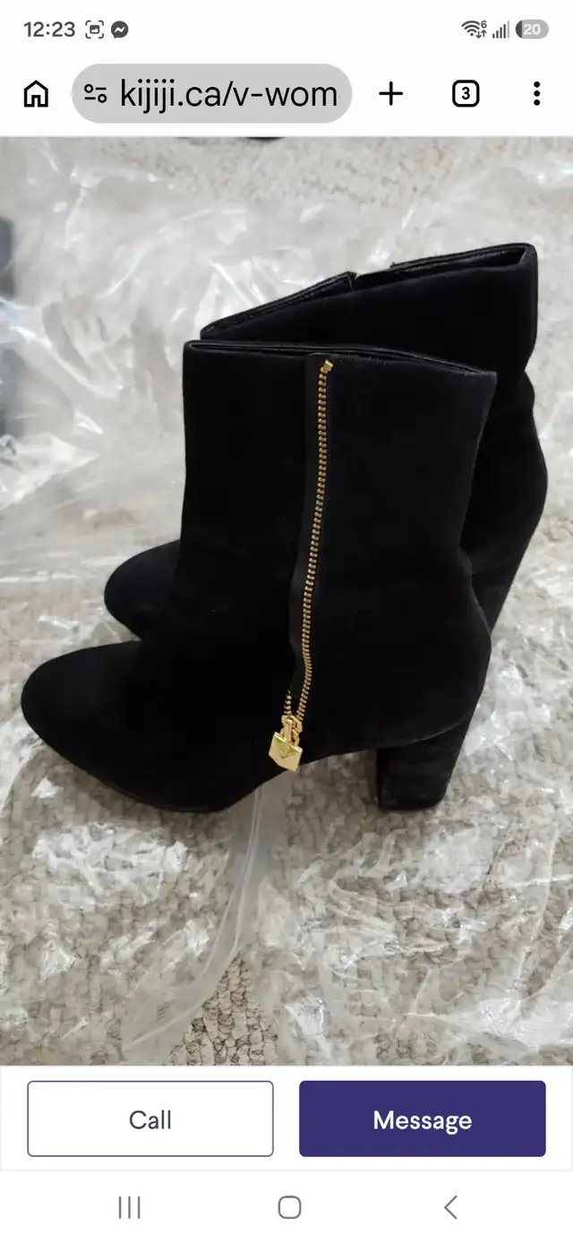 Excellent condition Micheal Kors Size 10 black boots for sale!