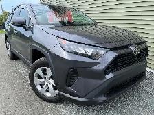2022 Toyota RAV4 LE AWD