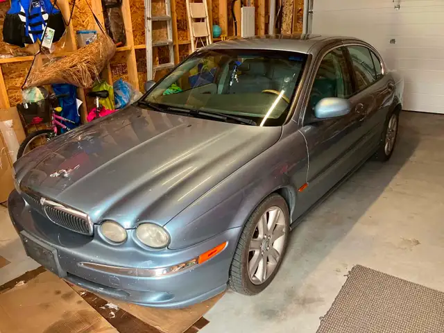 2003 Jaguar in excellent condition
