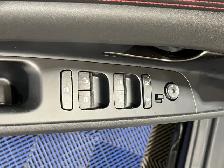 2025 Hyundai Elantra - Photo 11