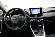 2025 Toyota RAV4 LE AWD AWD, LOW KMS! HEATED SEATS, BACKUP CAMER - Photo 17