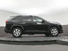 2025 Toyota RAV4 LE AWD AWD, LOW KMS! HEATED SEATS, BACKUP CAMER - Photo 38