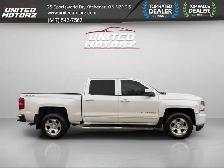 2017 Chevrolet Silverado 1500 LT Z71 CREW CAB Auto , 4WD, 5.3L 8 - Photo 4