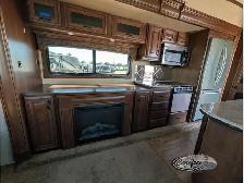 2015 Jayco Pinnacle 36FBTS - Photo 9