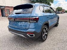 2025 Volkswagen Taos Highline 4MOTION - Photo 7