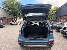 2025 Volkswagen Taos Highline 4MOTION - Photo 12