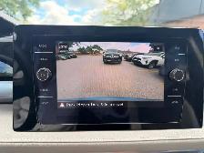 2025 Volkswagen Taos Highline 4MOTION - Photo 16
