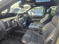 2025 Ford Expedition - Photo 3