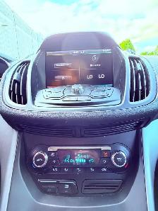 2014 Ford Escape SE 4dr 4x4 Automatic - Photo 16
