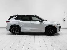 2026 Volkswagen Tiguan Comfortline R-Line Black Edition 4MOTION - Photo 6