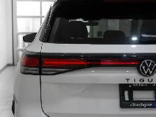 2026 Volkswagen Tiguan Comfortline R-Line Black Edition 4MOTION - Photo 8