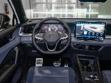 2026 Volkswagen Tiguan Comfortline R-Line Black Edition 4MOTION - Photo 16