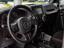 2015 Jeep Wrangler Unlimited Sahara - Photo 3