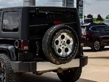 2015 Jeep Wrangler Unlimited Sahara - Photo 7