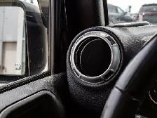 2015 Jeep Wrangler Unlimited Sahara - Photo 18