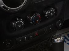 2015 Jeep Wrangler Unlimited Sahara - Photo 25