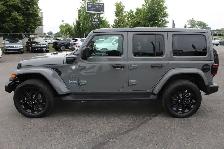 2022 Jeep Wrangler 4xe Unlimited Sahara 4XE plug-in hybrid 2 roo - Photo 6