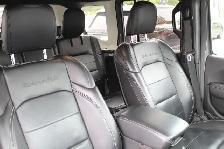 2022 Jeep Wrangler 4xe Unlimited Sahara 4XE plug-in hybrid 2 roo - Photo 11