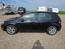 2011 Volkswagen Golf - Photo 2