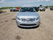 2011 Ford Taurus - Photo 8