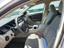2011 Ford Taurus - Photo 9