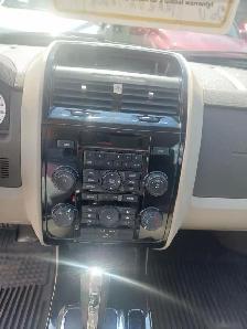 2011 Mazda Tribute GX - Photo 9