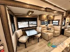 2025 Keystone RV Montana 3781RL Huge Rear Living - Photo 11