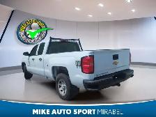 Chevrolet Silverado 1500 Camion de travail cabine double 143,5 p - Photo 4