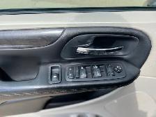 2018 Dodge Grand Caravan Crew 7 Passenger | Power Door | Power T - Photo 18