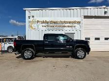 2015 GMC Sierra 2500HD SLT 4WD Crew Cab 6.6L V8 Diesel | Sunroof - Photo 4