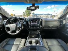 2015 GMC Sierra 2500HD SLT 4WD Crew Cab 6.6L V8 Diesel | Sunroof - Photo 20