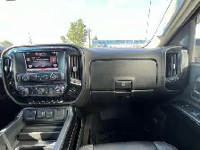 2015 GMC Sierra 2500HD SLT 4WD Crew Cab 6.6L V8 Diesel | Sunroof - Photo 22