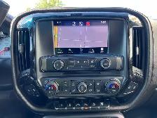 2015 GMC Sierra 2500HD SLT 4WD Crew Cab 6.6L V8 Diesel | Sunroof - Photo 29