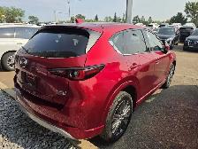 2025 Mazda CX-5 - Photo 5