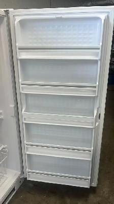 Woods Frost Free Upright Freezer 18 Cu. ft-Fully tested-30 Days - Photo 4