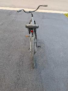 Huffy Capitol Men's Beach Cruiser - Photo 2