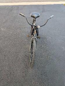Huffy Capitol Men's Beach Cruiser - Photo 4