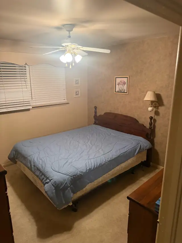 room for rent - girls only
