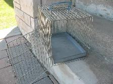 Small Metal Pet Crate - Photo 5