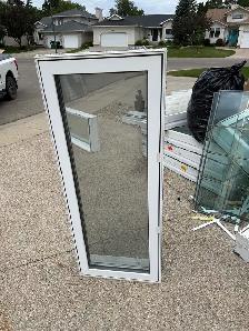 Vinyl triple pane windows - Photo 4