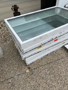 Vinyl triple pane windows - Photo 2