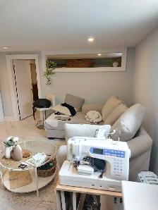 Beautiful 1 bedroom apt steps to Lawrence west subway station - Photo 6