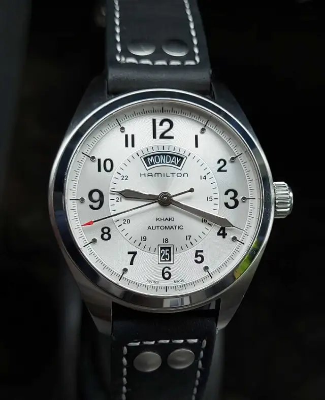 Hamilton - Khaki Field Day Date Auto Silver - 42mm