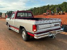 1990 Dodge Ram D250 Cummins 2WD - Photo 2